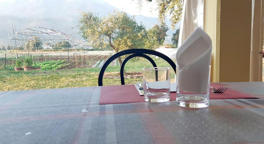 AZIENDA AGRITURISTICA LA VECCHIA QUERCIA — Hotel in Aquino
