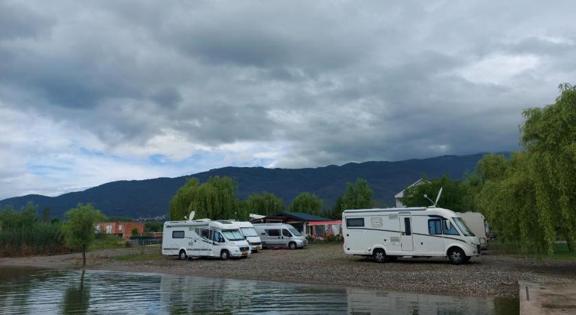 Sunrise Hotel & Camping photo