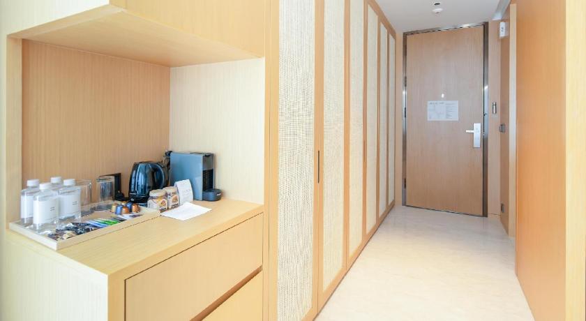 Image of Corner Ocean View Double Suite 14