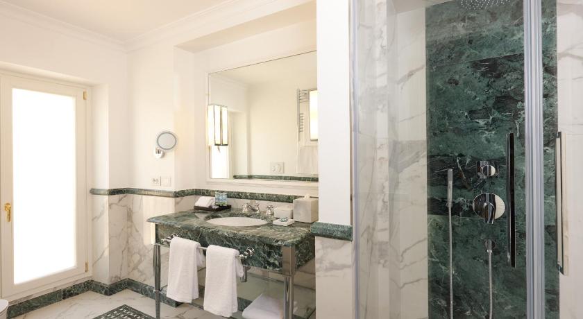 Image of Luxury Apartment 5