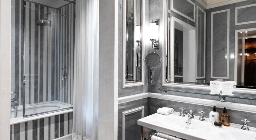 Фото: Номер Делюкс Jk с балконом (JkDeluxe Balcony Room) 2