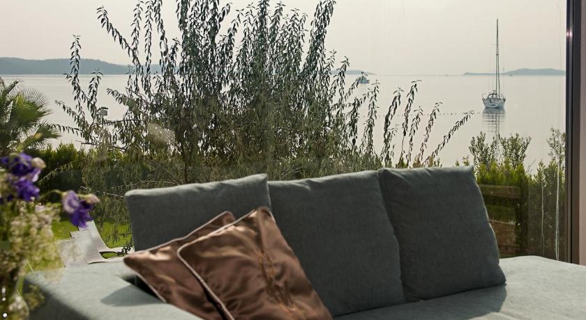 Ortunc Hotel Cunda Island photo