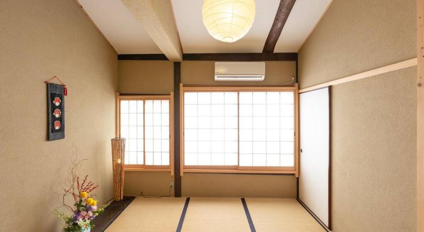 교토 Nijo Castle, Kinkakuji.etc 西陣・京町家の宿「三石」 4성급 숙소 레스토랑