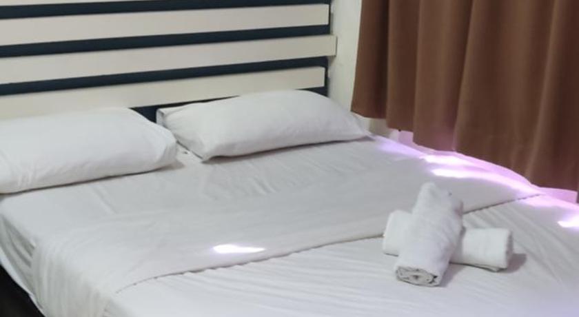 Image of Superior Queen Room 16