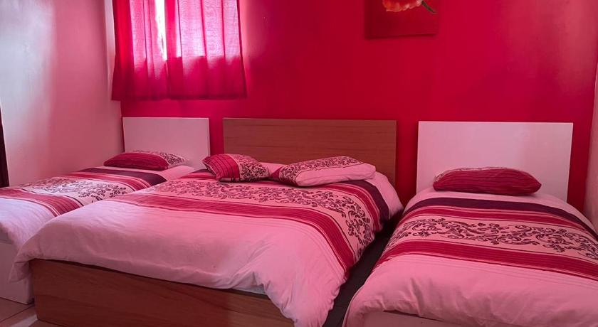 Nights Inn photo