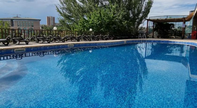 Olympia Garden Hotel photo