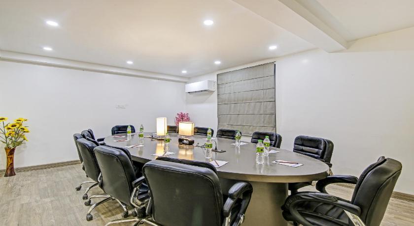 Treebo Ahinsa Residency Sohna Road – Gurgaon, NY