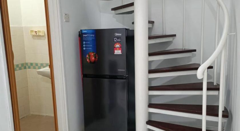 Port Dickson PD Paradise Lagoon North Penthouse B-2-4 3-Star Single Room restaurant