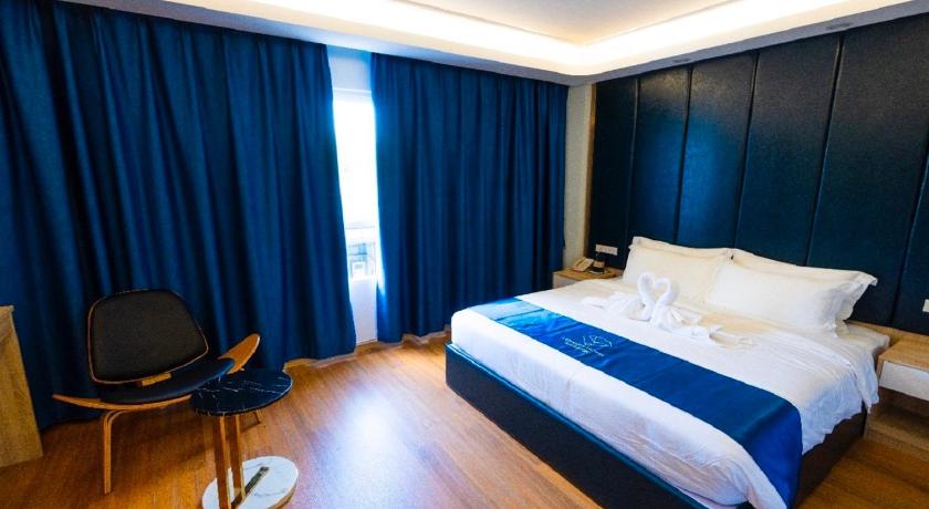 Sapphire hotel Silom Bangkok 蓝宝石曼谷酒店 photo