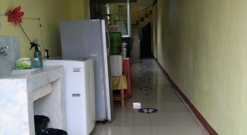 Cebu RMS Travellers Inn Hotel suite