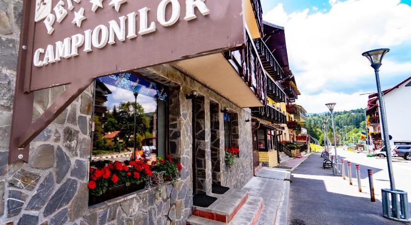 Pensiunea Campionilor — Hotel in Predeal