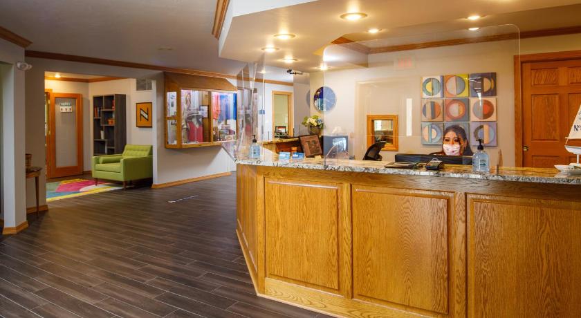 エッグハーバー (WI) Newport Resort 3つ星 宿泊施設 プール