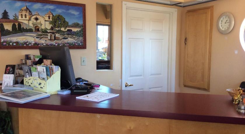 Los Padres Inn photo
