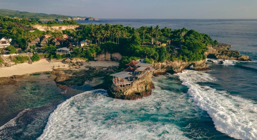 Island Cove Resort photo