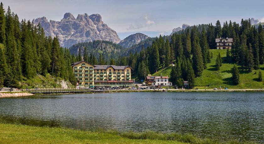 奥龙佐迪卡多雷 Grand Hotel Misurina 4星级 酒店 景观