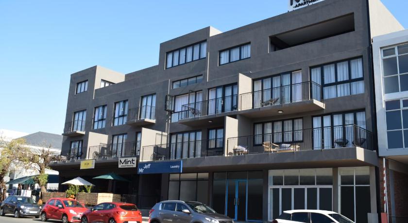 More about MINT Apartments Greenside