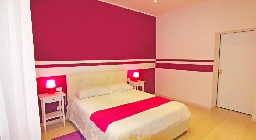 Image of Deluxe Room 1