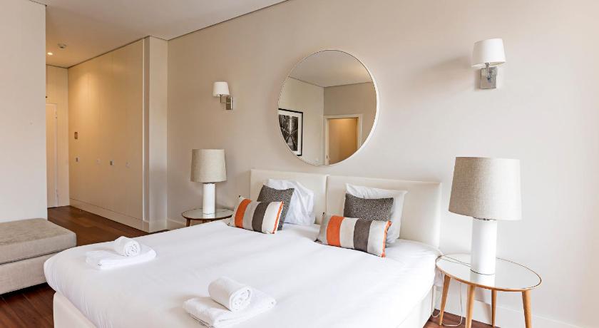 Palacio das Cardosas Studio by LovelyStay photo