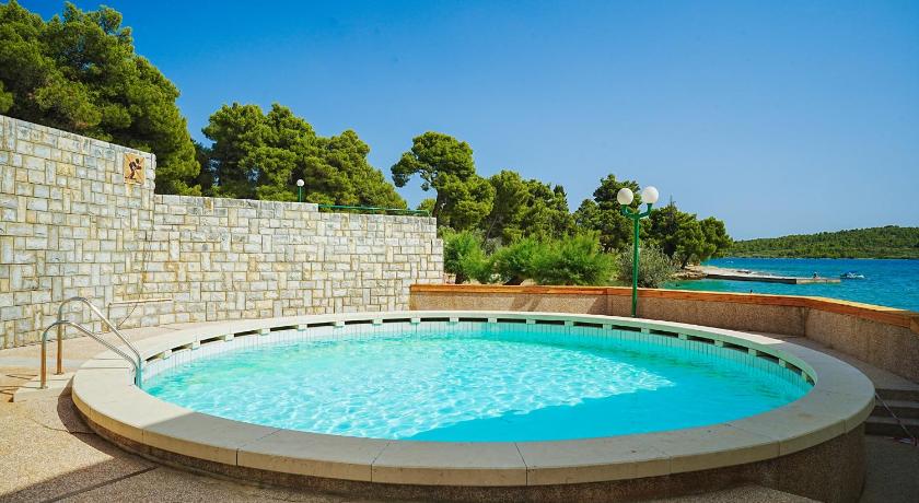 Hotel Miran Pirovac photo