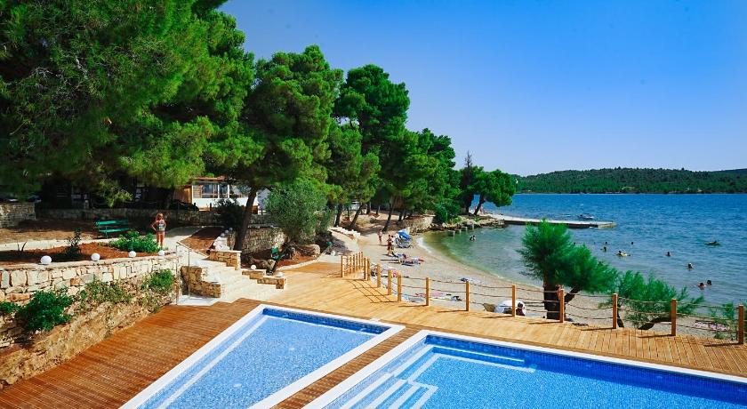 Hotel Miran Pirovac photo