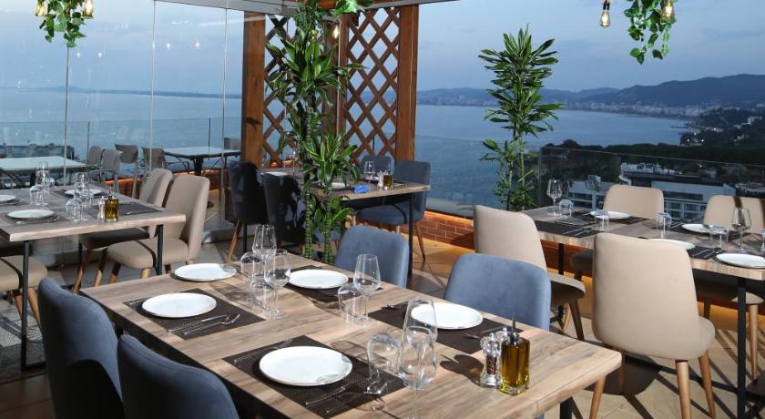 Aliko Hotel