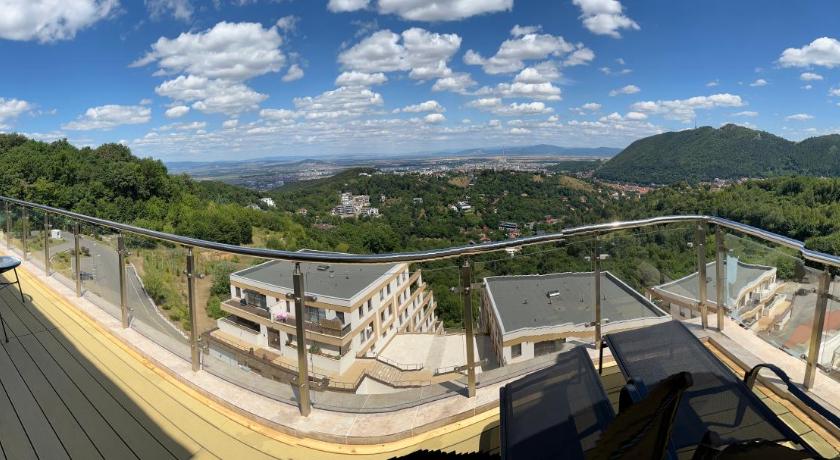 Seasons-Top of the city photo