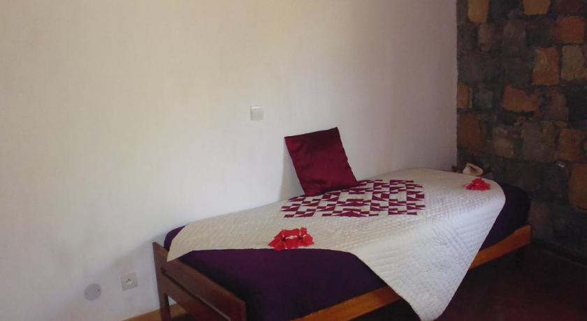 Room #1394, Casa De France in Porto Novo