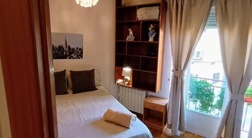 Habitacion CDV — Hotel in Madrid