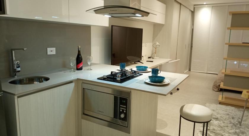 Linda Suite - image 6