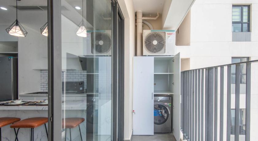Sunny Vinhome D'Capital Apartment photo