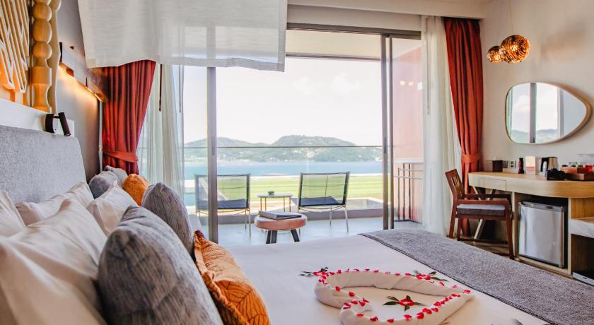 Image of Romance Ocean View Room 12