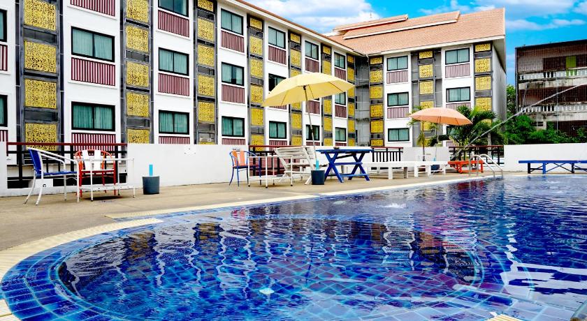 Wangburapa Grand Hotel photo