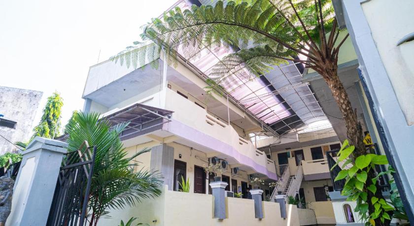 RedDoorz near Cyber Mall – Malang, MO
