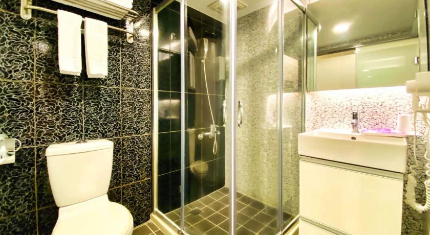 Hub Hotel Ximen Inn photo