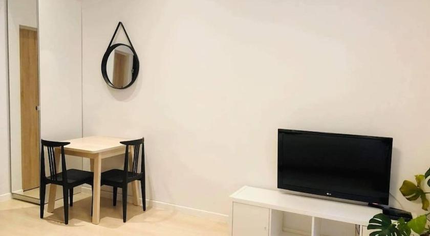 Smart studio in heart of Krakow/Main Square/Railway station 5 min photo