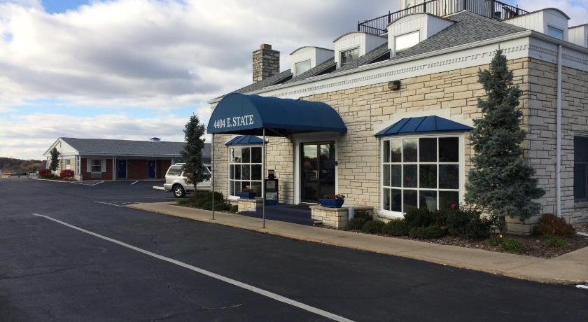 Rockford Alpine Inn & Suites photo