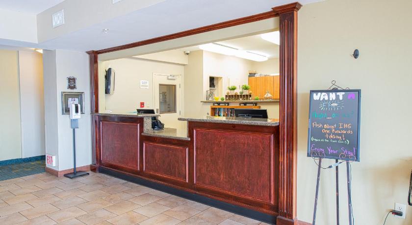 Candlewood Suites New Iberia photo