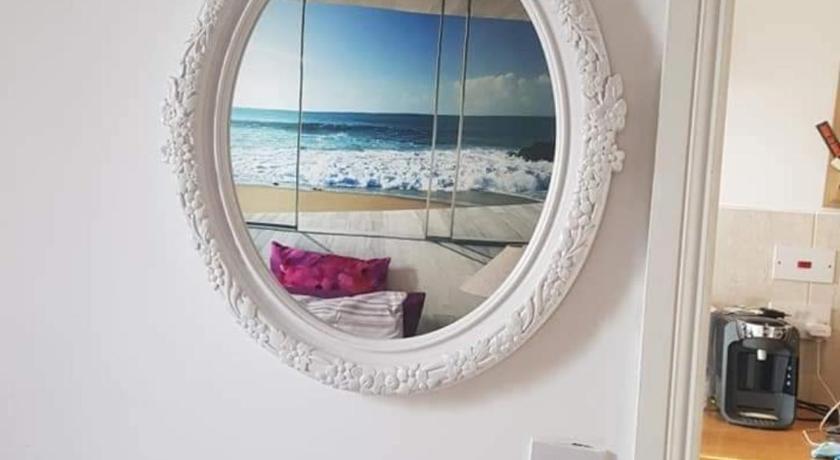 Marahanata Jadwin 1 Beautiful apartment 1 bedroom flat — Hotel in London
