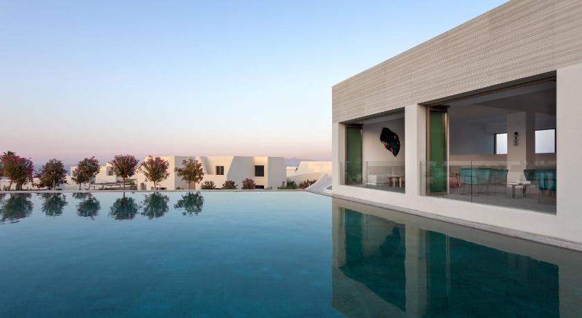 Nous Santorini — Hotel in Santorini