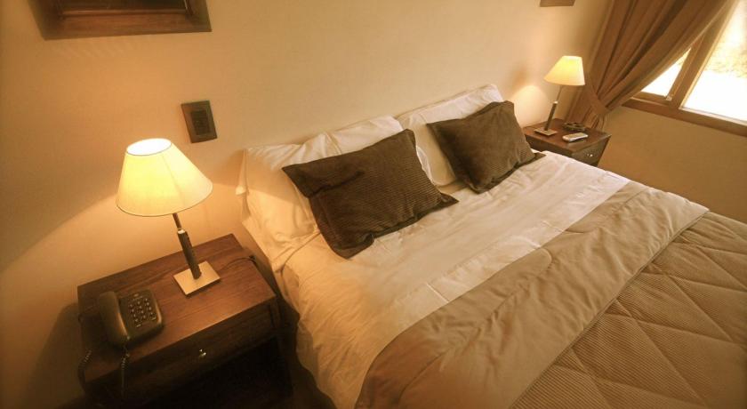 Image of Classic Double Room with Lake view 4