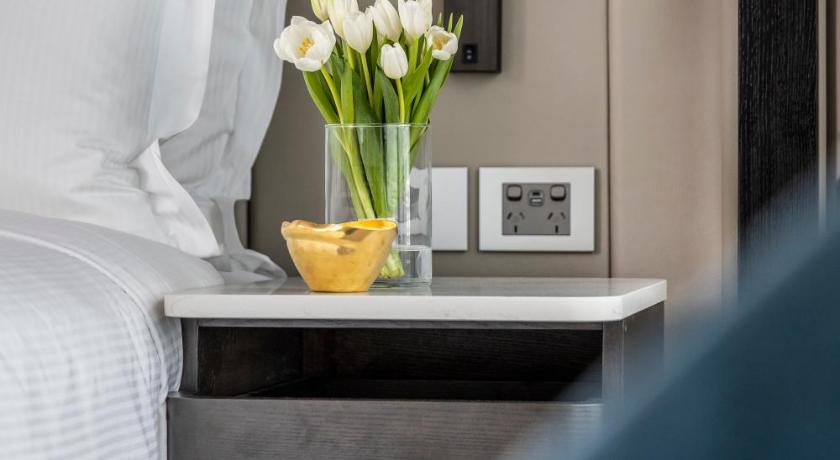 Image of Junior Suite with Kitchenette 12