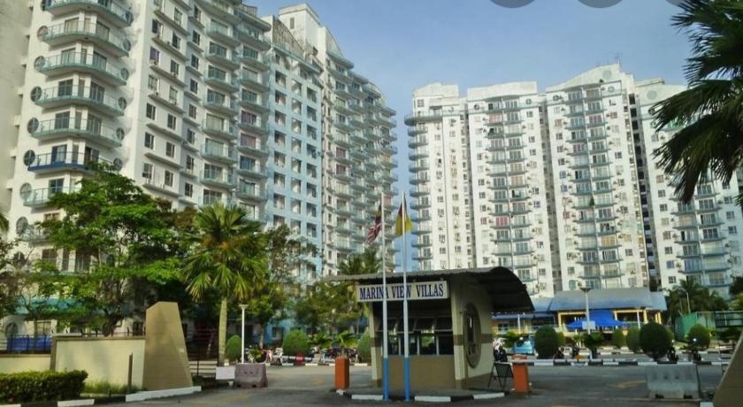 Holiday apartments at Marina View Villas — Hotel in Port Dickson