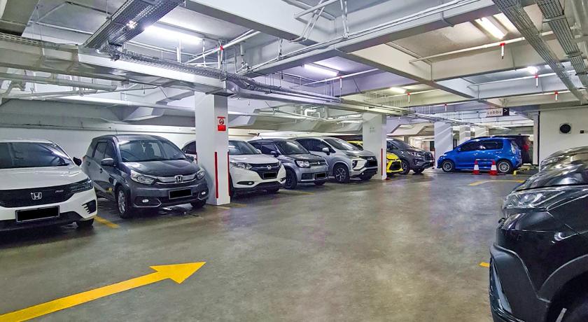 Asyana Kemayoran Jakarta photo