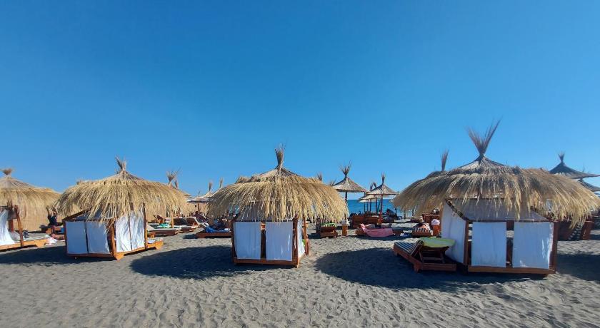 Hotel Dragoi photo