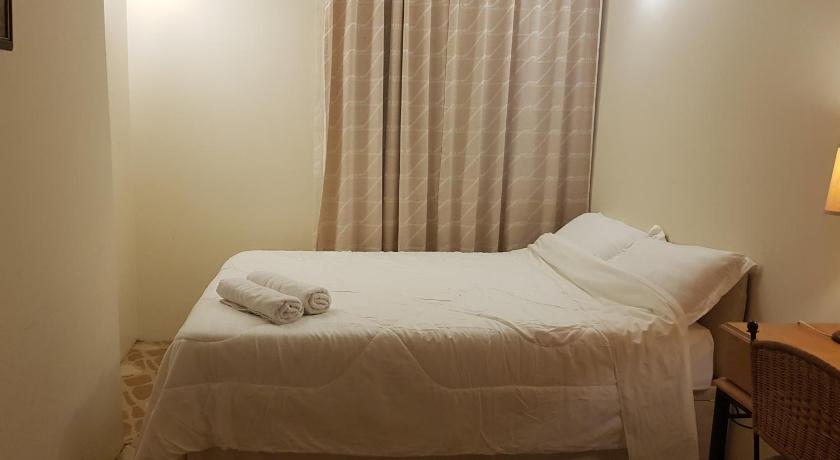 Ensuite Rooms in Shared Hill Home — Hotel in Fraser Hill