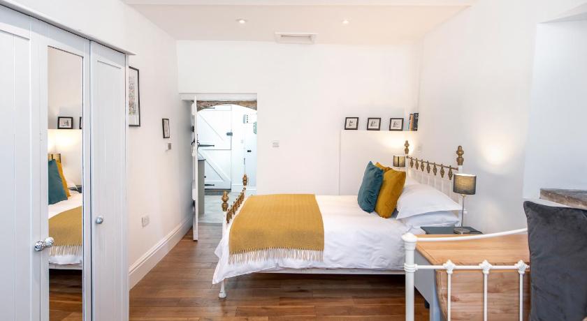 Farringdon Gurney The Old Parsonage Bed and Breakfast 3-Star Hotel exterior