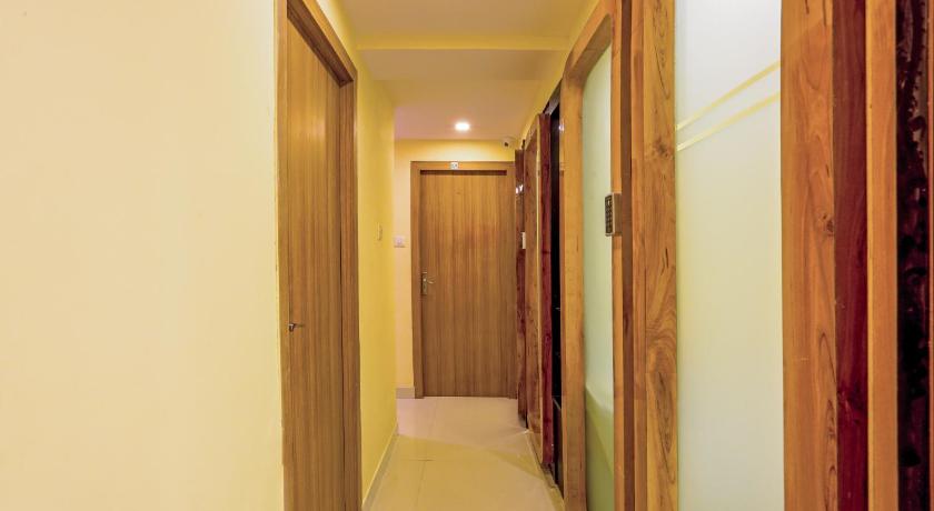 Hotel BKC Corporate Inn photo