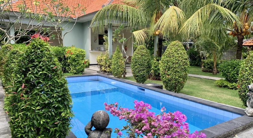 Davit Guesthouse Nusa Dua — Hotel in Bali