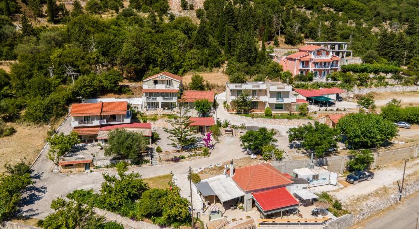 Minas Apartments — Hotel in Kefalonia