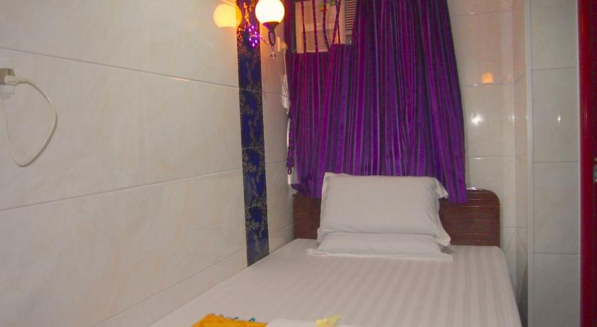 Image of Single Room 17